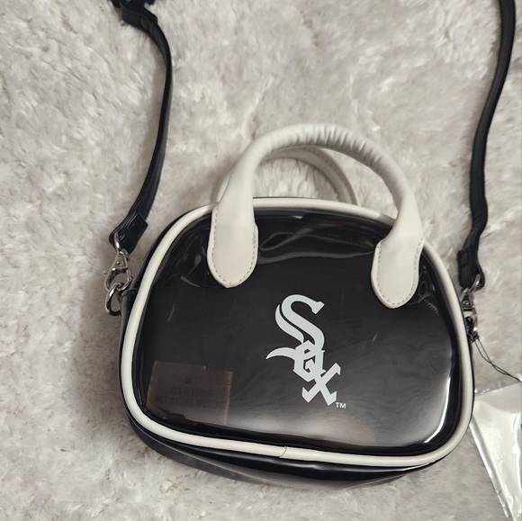 Brand New MLB SOX Two Way Mini Bag - Picture 6 of 12